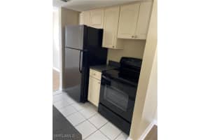 2366 Mall Drive, Fort Myers, FL 33901 Sold 12/06/24