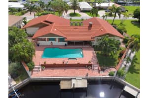 37 Hibiscus Drive, Punta Gorda, FL 33950 Sold 01/06/25