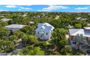 746 Nerita Street, SANIBEL, FL 33957 Sold 01/23/25