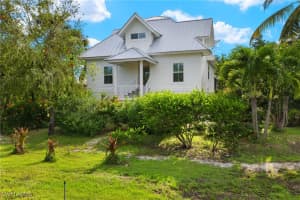 746 Nerita Street, SANIBEL, FL 33957 Sold 01/23/25