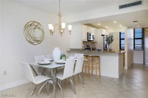 440 Seaview Court, MARCO ISLAND, FL 34145 Sold 03/31/25