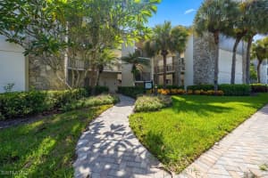 764 Eagle Creek Dr 201, Naples