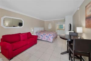 2555 9th Street, NAPLES, FL 34103 Sold 09/30/24