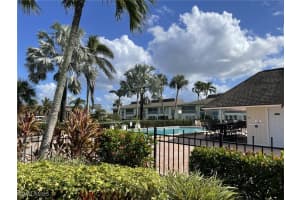 325 Charlemagne Blvd B208, Naples
