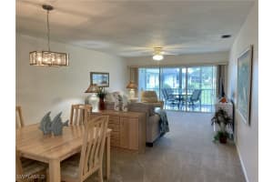 325 Charlemagne Boulevard, Naples, FL 34112 - MLS#224074174