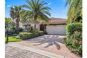 15743 Villoresi Way, NAPLES, FL 34110 Sold 04/17/25