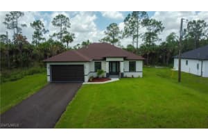 2390 6th Avenue, Naples, FL 34120 Sold 11/21/24