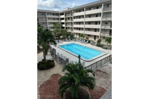 2121 Collier Avenue, Fort Myers, FL 33901 Sold 06/16/25