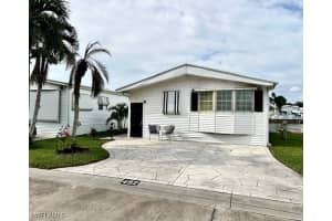 492 Cheetah Drive, Naples, FL 34114 Sold 12/20/24
