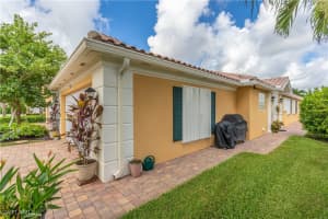 7835 Ionio Court, Naples, FL 34114 Sold 12/11/24