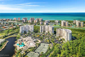 325 Dunes Boulevard, Naples, FL 34110 Sold 03/05/25
