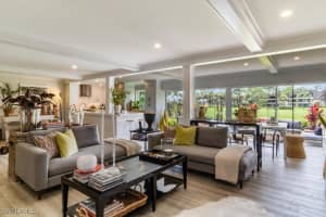104 Clubhouse Drive, Naples, FL 34105 Sold 01/31/25