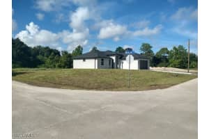 3706 19th Street, Lehigh Acres, FL 33972 - MLS#224075119