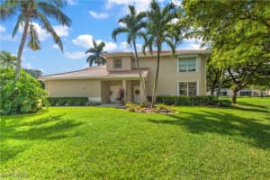 343 Dover Place, Naples, FL 34104 - MLS#224075372