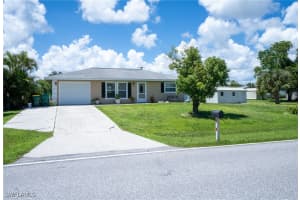 3255 Lake View Boulevard, Port Charlotte, FL 33948 Sold 05/23/25