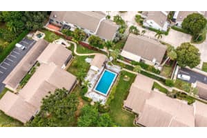 910 Vanderbilt Beach Road, Naples, FL 34108 Sold 12/06/24