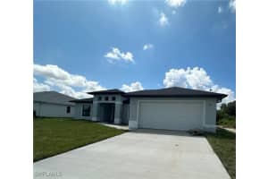 3309 21st Street, LEHIGH ACRES, FL 33976 Sold 03/28/25