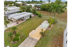 158 Adrienne Drive, Fort Myers, FL 33908 - MLS#224075725