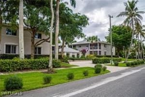 638 7th Avenue, Naples, FL 34102 - MLS#224075883