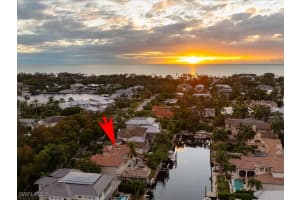453 18th Ave S, Naples
