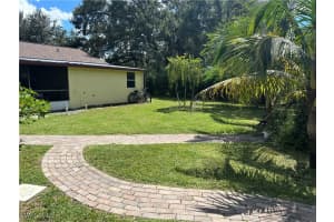4017 Palomar Circle, Labelle, FL 33935 Sold 12/06/24