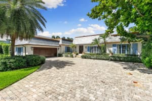 1060 Galleon Drive, Naples, FL 34102 - MLS#224076011