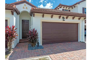 7777 Bristol Circle, Naples, FL 34120 Sold 08/22/25