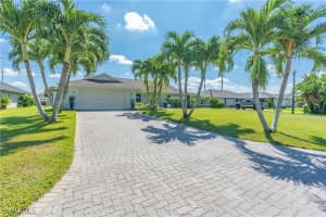 2501 Kings Lake Boulevard, Naples, FL 34112 Sold 11/08/24