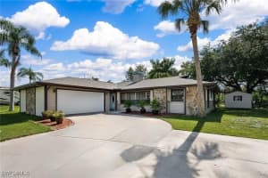 17226 Castleview Drive, North Fort Myers, FL 33917 - MLS#224076276