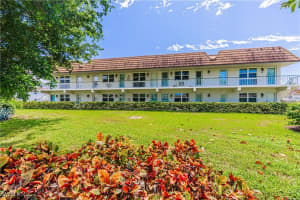 240 Collier Boulevard, MARCO ISLAND, FL 34145 Sold 10/30/24