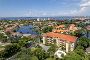 15121 Laguna Drive, Fort Myers, FL 33908 Sold 02/21/25