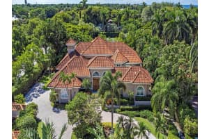 2080 Gordon Dr, Naples