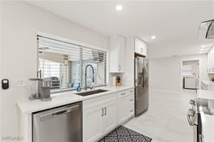 134 57th Terrace, Cape Coral, FL 33914 - MLS#224076470