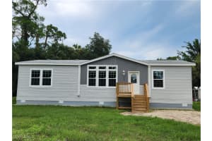 652 Magnolia Avenue, Labelle, FL 33935 Sold 11/15/24