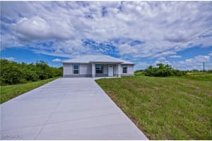 6023 Pecan Circle, Labelle, FL 33935 Sold 03/24/25