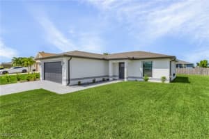 3010 6th Place, Cape Coral, FL 33909 - MLS#224076739