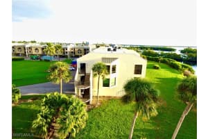 21470 Bay Village Drive, Fort Myers Beach, FL 33931 Sold 12/17/24