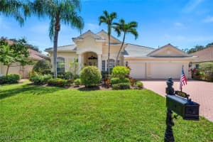 1078 Camelot Circle, Naples, FL 34119 Sold 11/25/24