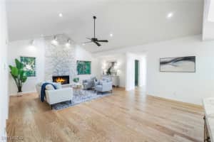 2320 Kings Lake Boulevard, Naples, FL 34112 Sold 03/03/25