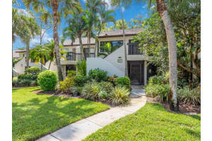 1808 Kings Lake Boulevard, Naples, FL 34112 Sold 05/29/25