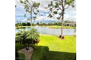5925 Trailwinds Dr 926, Fort Myers