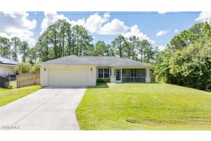 3005 46th Street, Lehigh Acres, FL 33971 Sold 01/13/25