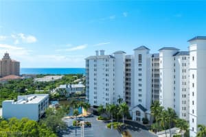 400 Flagship Drive, Naples, FL 34108 - MLS#224077091