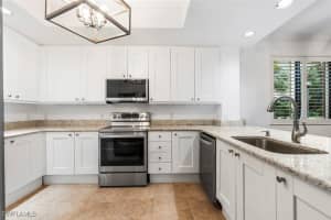 1035 Sandpiper Street, Naples, FL 34102 - MLS#224077144