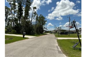 160 Yager Circle, Fort Myers, FL 33913 Sold 02/14/25