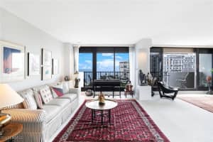 4005 Gulf Shore Boulevard, Naples, FL 34103 Sold 11/05/24