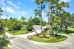 521 Piper Blvd, Naples