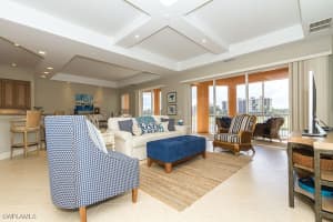 538 Avellino Isles Circle, Naples, FL 34119 - MLS#224077426