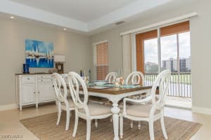 538 Avellino Isles Circle, Naples, FL 34119 - MLS#224077426