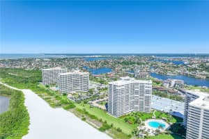 320 Seaview Court, Marco Island, FL 34145 - MLS#224077428